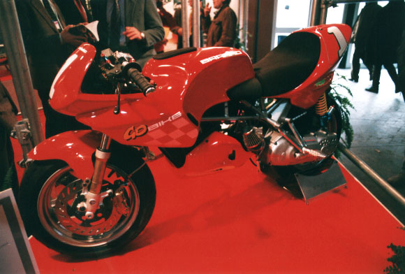 http://www.micapeak.com/jpg/scooter!.jpg